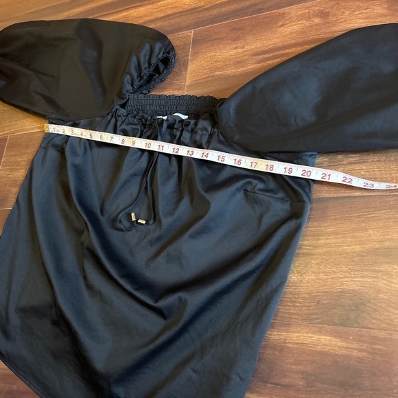 ELIZABETH and JAMES Black Blouse size Large - Picture 6 of 8